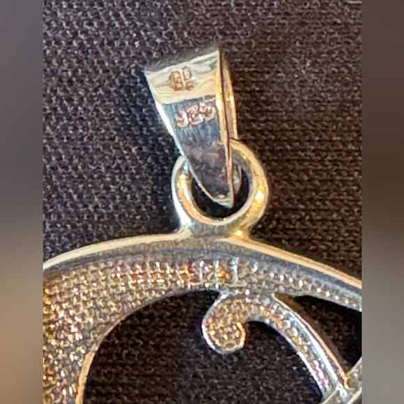 SOLD Celtic//Irish sterling Silver pendant - Picture 4 of 4